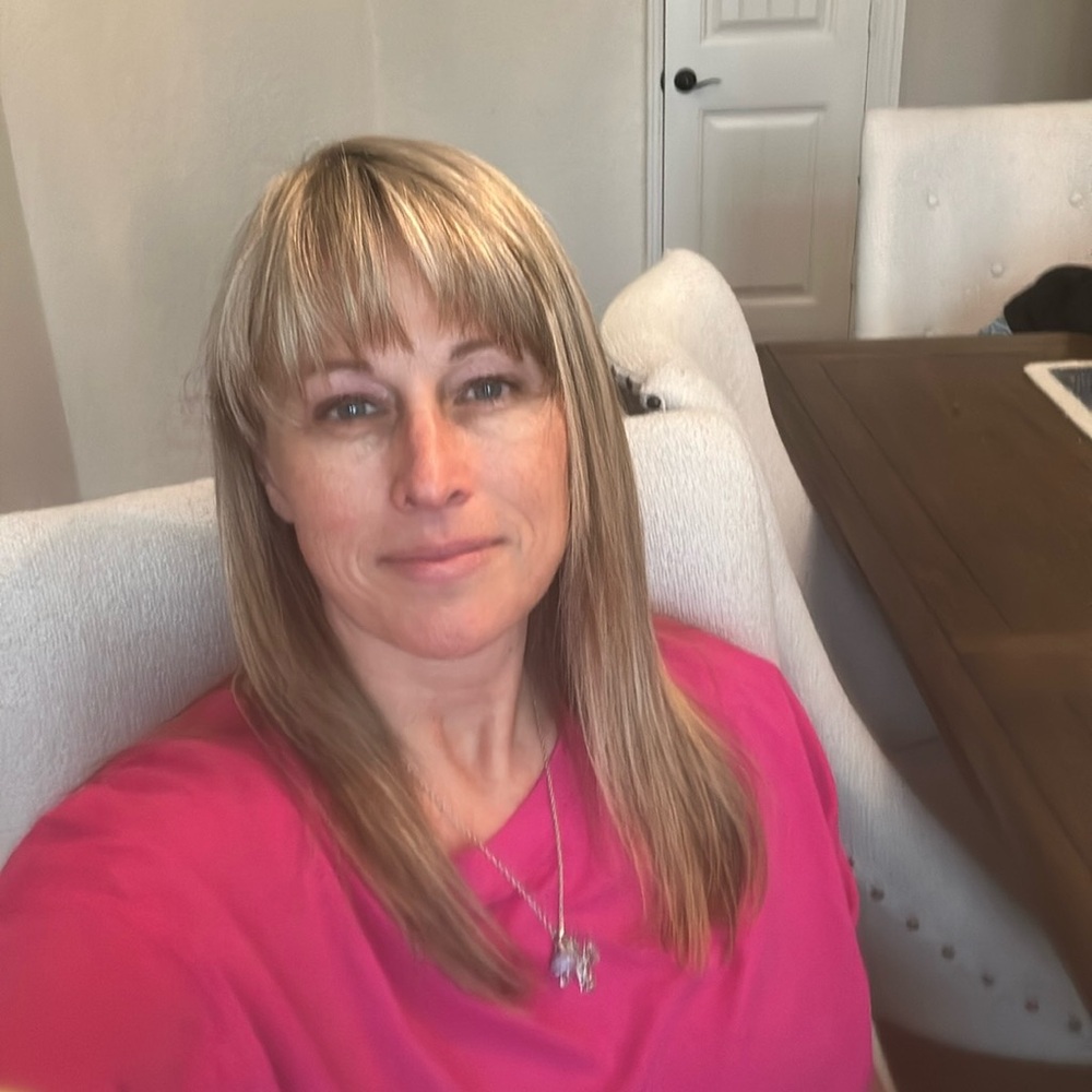 Meet your Posher, Alicia